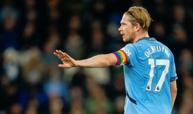 丁俊晖进行 丁俊晖进行